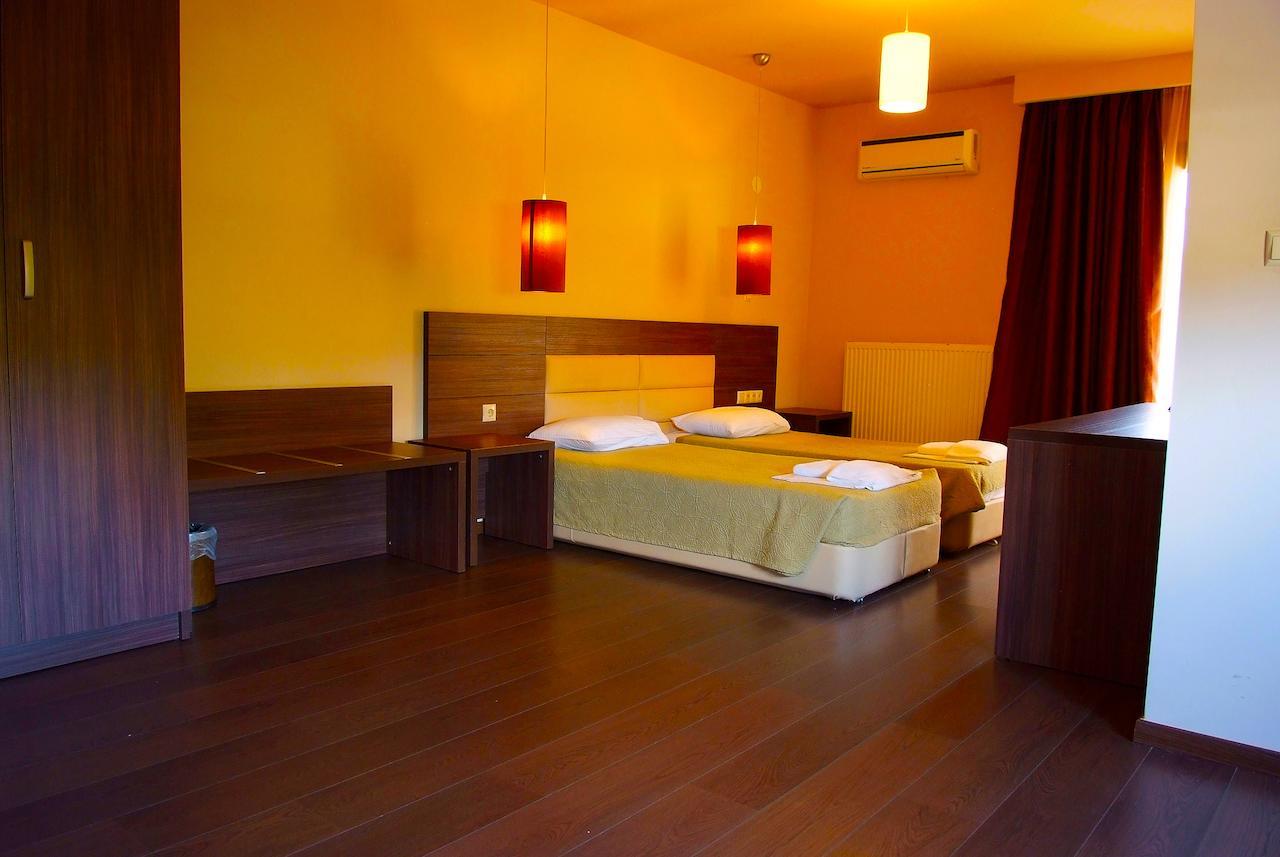 Plotini Hotel Dhidhimotikhon Номер фото